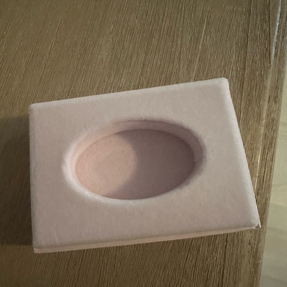 Delina Parfume Box EMPTY Pink Velvet - Picture 2 of 4